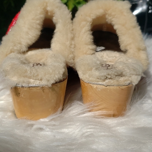 Ugg Kiltie Red Patent Leather Clogs Mules 4 - Picture 7 of 16